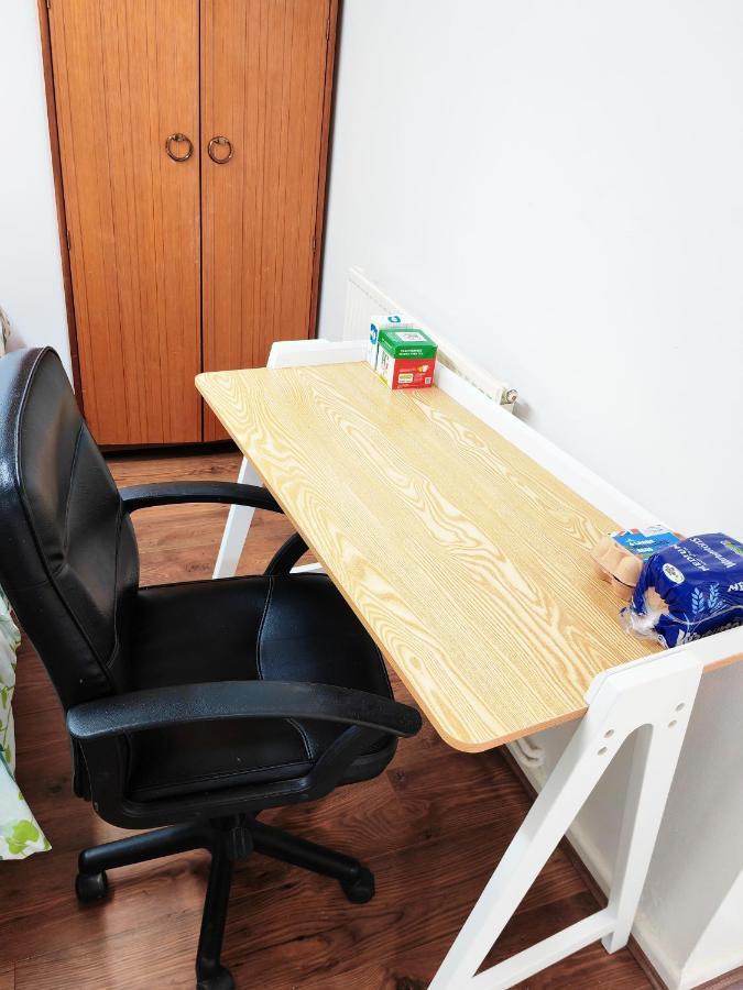 Holiday Home Μάντσεστερ Εξωτερικό φωτογραφία